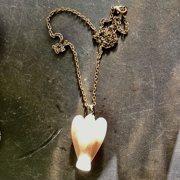 Rose Quartz Protective Angel on antiqued Bronze Chain - Picture 4 of 6